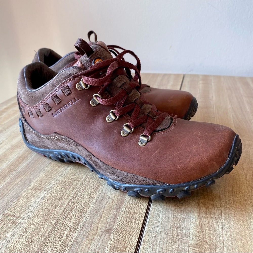 MERRELL Leather Hiking Shoes Chameleon Arc Traveler Acorn